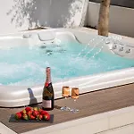 Luxury Seafront Noles With Heated Pool, Jacuzzi, Ev Near Zadar Βίλα *