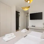 Luxury Seafront Noles With Heated Pool, Jacuzzi, Ev Near Zadar Βίλα *