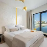 Luxury Seafront Noles With Heated Pool, Jacuzzi, Ev Near Zadar *