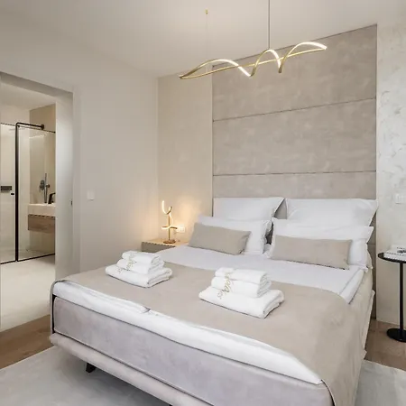 Luxury Seafront Noles With Heated Pool, Jacuzzi, Ev Near Zadar Vila Sukošan