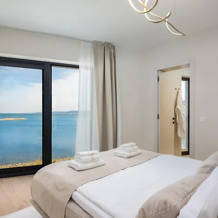 Luxury Seafront Noles With Heated Pool, Jacuzzi, Ev Near Zadar Villa *