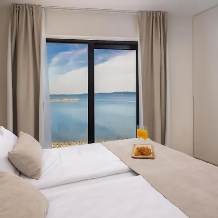 Vila Luxury Seafront Noles With Heated Pool, Jacuzzi, Ev Near Zadar Sukošan