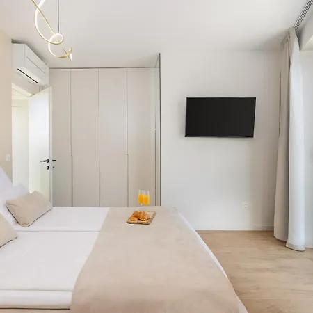 Vila Luxury Seafront Noles With Heated Pool, Jacuzzi, Ev Near Zadar *