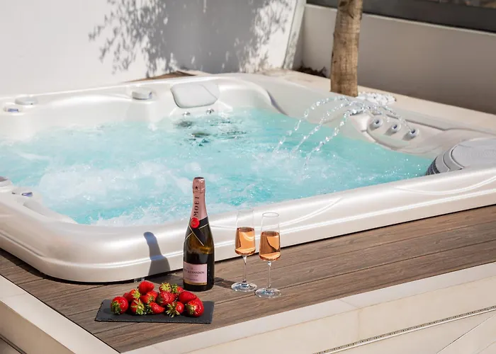 Luxury Seafront Noles With Heated Pool, Jacuzzi, Ev Near Zadar Villa *