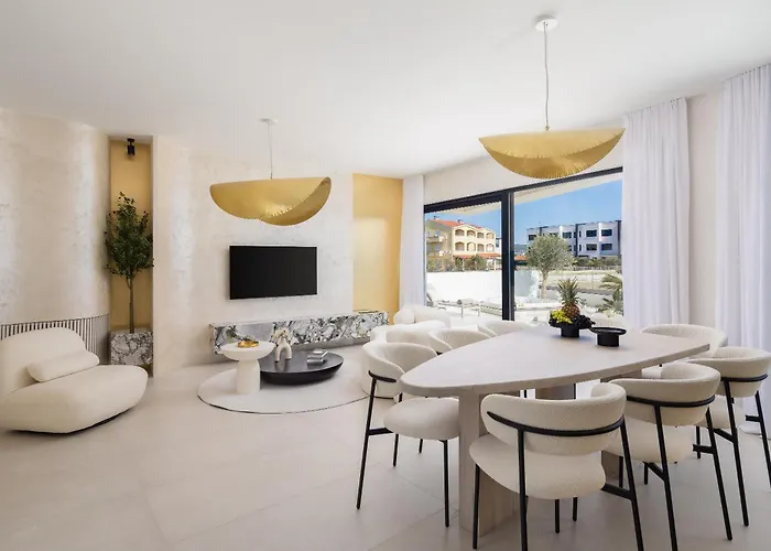 Villa Luxury Seafront Noles With Heated Pool, Jacuzzi, Ev Near Zadar