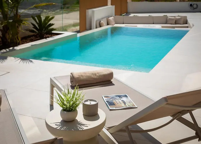 Luxury Seafront Noles With Heated Pool, Jacuzzi, Ev Near Zadar *
