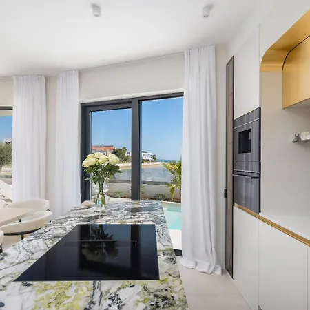 Luxury Seafront Noles With Heated Pool, Jacuzzi, Ev Near Zadar Villa *