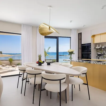Luxury Seafront Noles With Heated Pool, Jacuzzi, Ev Near Zadar * Sukosan