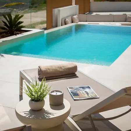 Luxury Seafront Noles With Heated Pool, Jacuzzi, Ev Near Zadar *