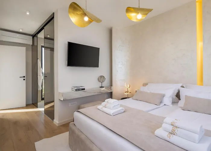 Luxury Seafront Noles With Heated Pool, Jacuzzi, Ev Near Zadar Villa Sukošan